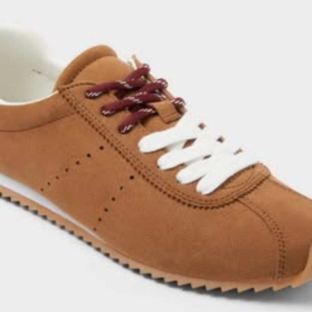 JoJo Sneakers with Memory Foam Insole Size 12